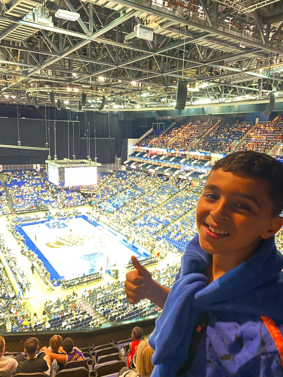We were lucky enough to secure tickets to this @britishbasketm Playoff Finals on Sunday. Many of our children were able to experience the excitement of the day and happily cheered on the @LondonLions to victory. #WeAreLEO 🦁