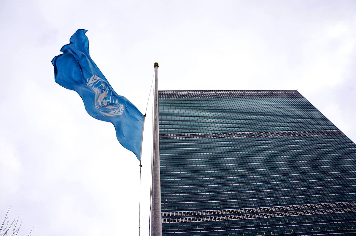 The @UN flag at #UNHQ is lowered to half-mast today in honor of the passing of His Excellency Mr. Seyyed Ebrahim Raisi, President of the Islamic Republic of Iran 🇮🇷.