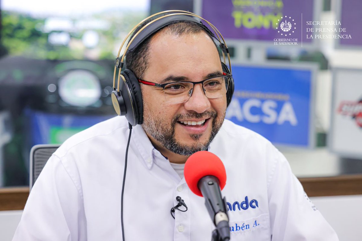 #EnRadio | Inicia la entrevista al presidente de @ANDASV, @RuAleman, en el programa @dianavytony. Puede escucharla por el 105.3 FM. Siga los comentarios más relevantes en el siguiente hilo. #SecretaríaDePrensa