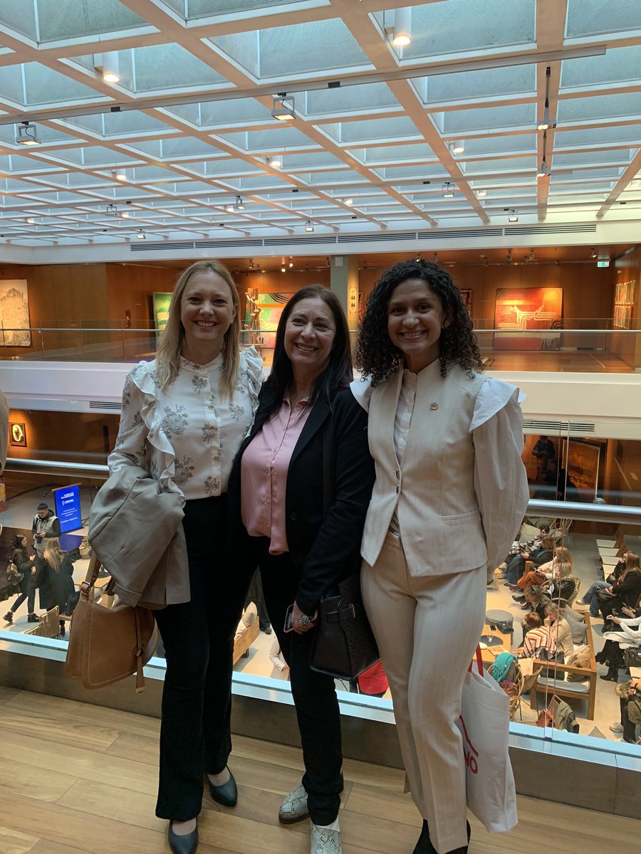 RENATACSANTOS's tweet photo. #semanaONU 

🇺🇳Ayer acompañamos a la dirección de la mujer migrante y sus familias en la recepción de la comitiva de la ONU en Argentina y Córdoba es una vez más escenario de federalismo y protagonismo por los derechos humanos de las personas. https://t.co/1E3G9pgqSA