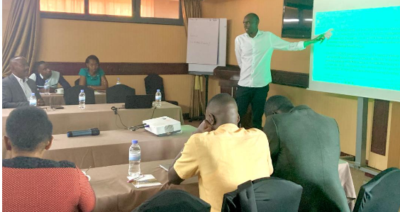 RCSPRwanda's tweet photo. Just concluded a fruitful meeting with CSO representatives discussing achievements and gaps in Rwanda's NSTI. Valuable recommendations and suggestions were made to be considered in the new NSTII.
#CSORw #NSTII https://t.co/gfpQCVyZXQ