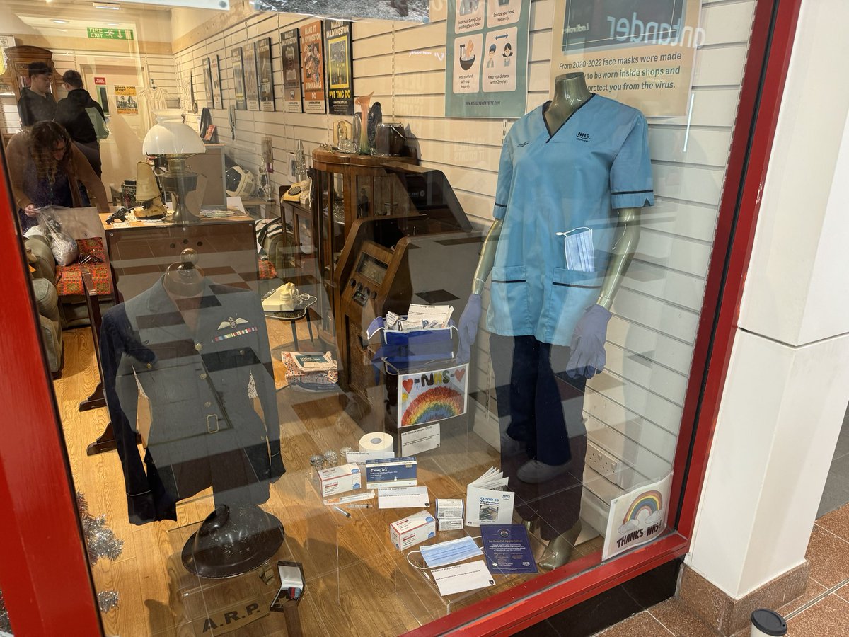 We’ve thoroughly enjoyed our S3 CDM project Marseum with @ThelmaScotland @MuseumsGalScot @be_daydream pop along to The Wee Museum of Memory in The Centre Livingston to see our window display! #marseum #researchers #curatorsinthemaking