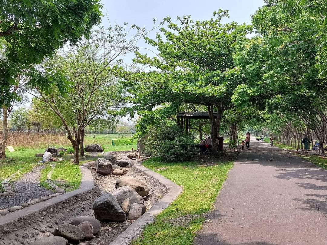 lisnho1's tweet photo. #二峰圳 位於臺灣屏東縣來義鄉，自大正10年（1921年）5月開工，至大正12年（1923年）5月完工使用。二峰圳由當時任職於屏東台灣製糖株式會社的鳥居信平規劃，以時任台糖株式會社社長山本悌二郎之雅號山本二峰，而命名為二峰圳。 https://t.co/CJr9oiNb60