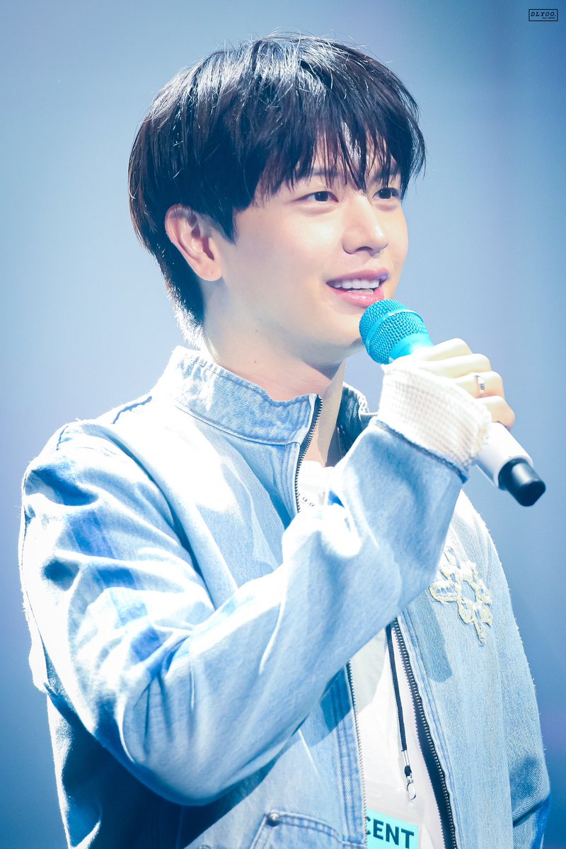 240518 육성재 개인전: Look Closely 팬미팅 첫콘 

#육성재 #성재 #비투비 #BTOB #YOOKSUNGJAE @BTOB_6
