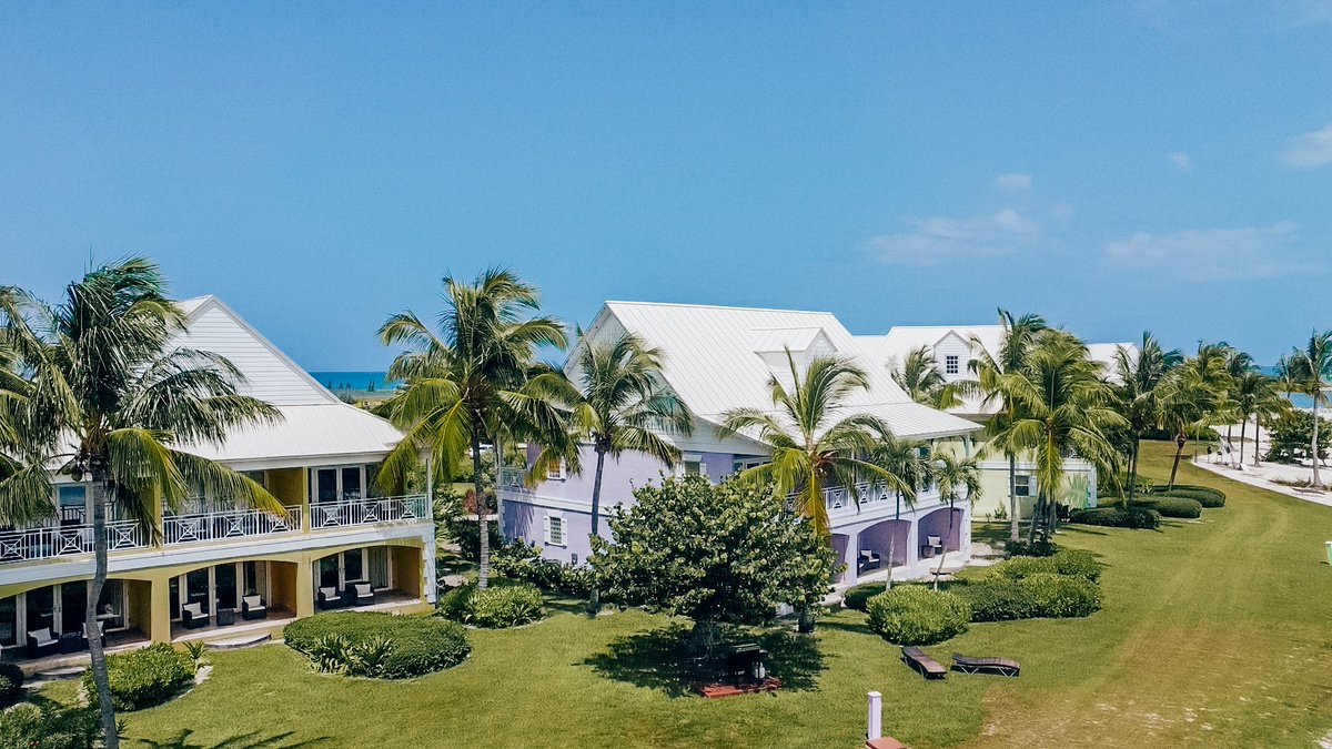 Don't just dream about paradise; experience our paradise.🌴

#TheBahamas #vacationmode