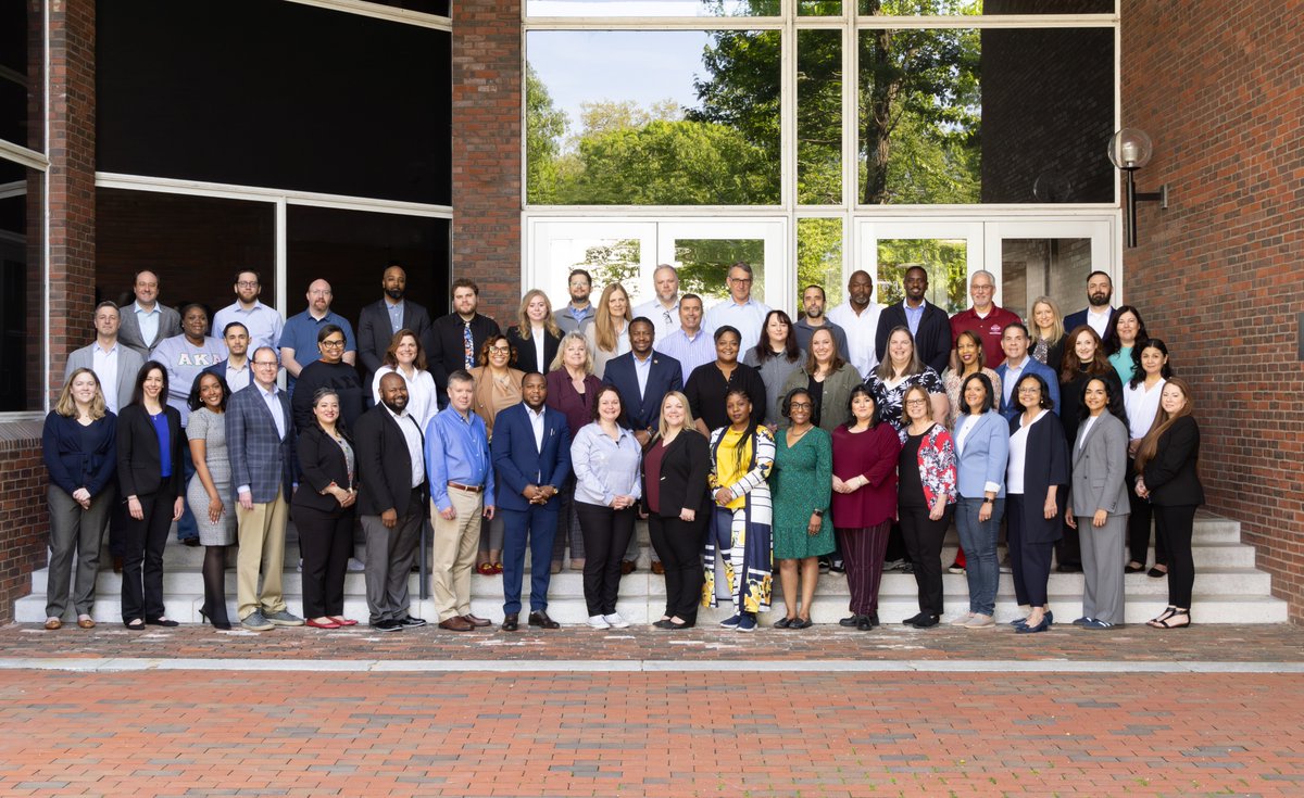 BHcityleaders's tweet photo. We just finished a great week with leaders from 16 US cities as part of our Leading City Procurement Reform program with @HKSGovLab. We can't wait to see how attendees make procurement in their #cities more innovative, results-driven, &amp; equitable. @centerforcities #procurement https://t.co/QlqmviW8YX