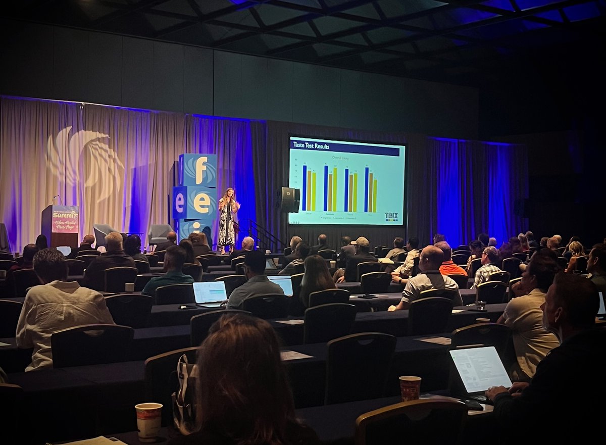 "You can make a great graph, but if you can’t communicate that graph in a way that makes people want to engage &amp; interact differently, that great graph will fail." - Cole Nussbaumer Knaflic <a href="/storywithdata/">Cole Knaflic</a> #FEISummit2024