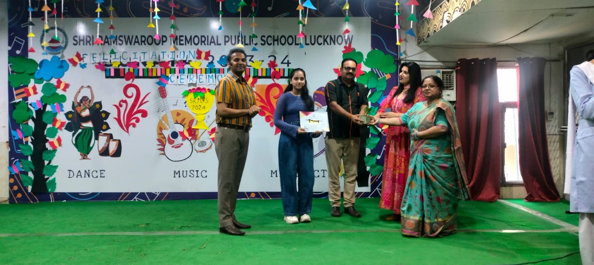 'Celebrating Excellence: Outstanding Achievers of Shri Ramswaroop Memorial Public School Honored '

#CelebratingExcellence #funactivitiesforkids #kindergarten #cbscschool #learning #preprimary #preschool #preschoolactivities #boardingschool #LearningIsFun #dayboardingschool