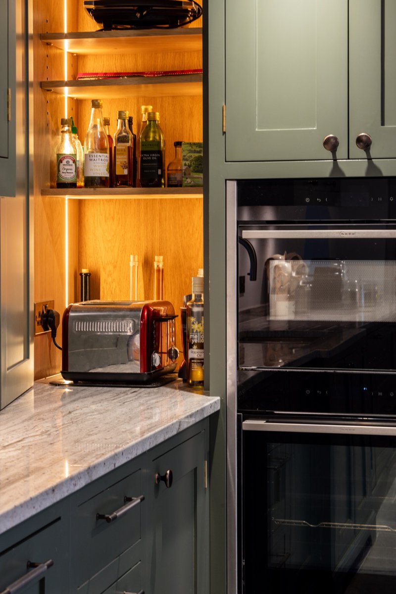 Aspiring to be clutter-free in your next kitchen? Us too! Where does it all even come from? But remember, there are lots of nifty, stylish storage solutions for small appliances, as well as all the usual bits & bobs that creep across our worktops!

#kitchensbespoke #eastgrinstead
