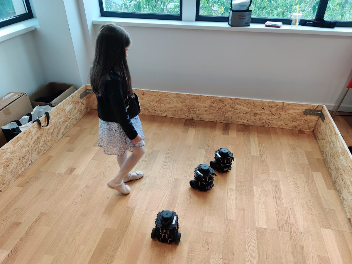 Children, get in the way please! 🚸
Literally, Technical University of Cluj Napoca's exhibit for Cluj’s annual 'Open Museum Night' asked children to get in the way of robots.🤖➡️🤸‍♂️
Click here to learn more➡️rb.gy/v05wky

#SeaClear2.0 #MissionOcean
@OurMissionOcean