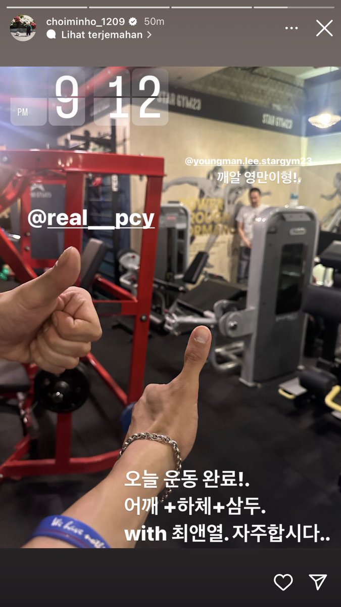 chanyeol sama ayahnya di infernus lagi gym bareng😭