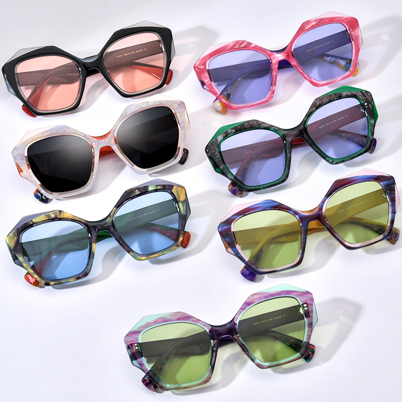 gezhen1992's tweet photo. 9010 High quality cat eye acetate eyeglass frames ，$119 Fast shipping FedEx, DHL, UPS Free shipping worldwide
#menglasses #womenglasses #fasioneyewear #eyewear #eyewearstyle #eyeglasses #eyeglassframes #southood #glasses #eyewearfashion #eyeglassframes #frames #optical https://t.co/jwR4OuAc76