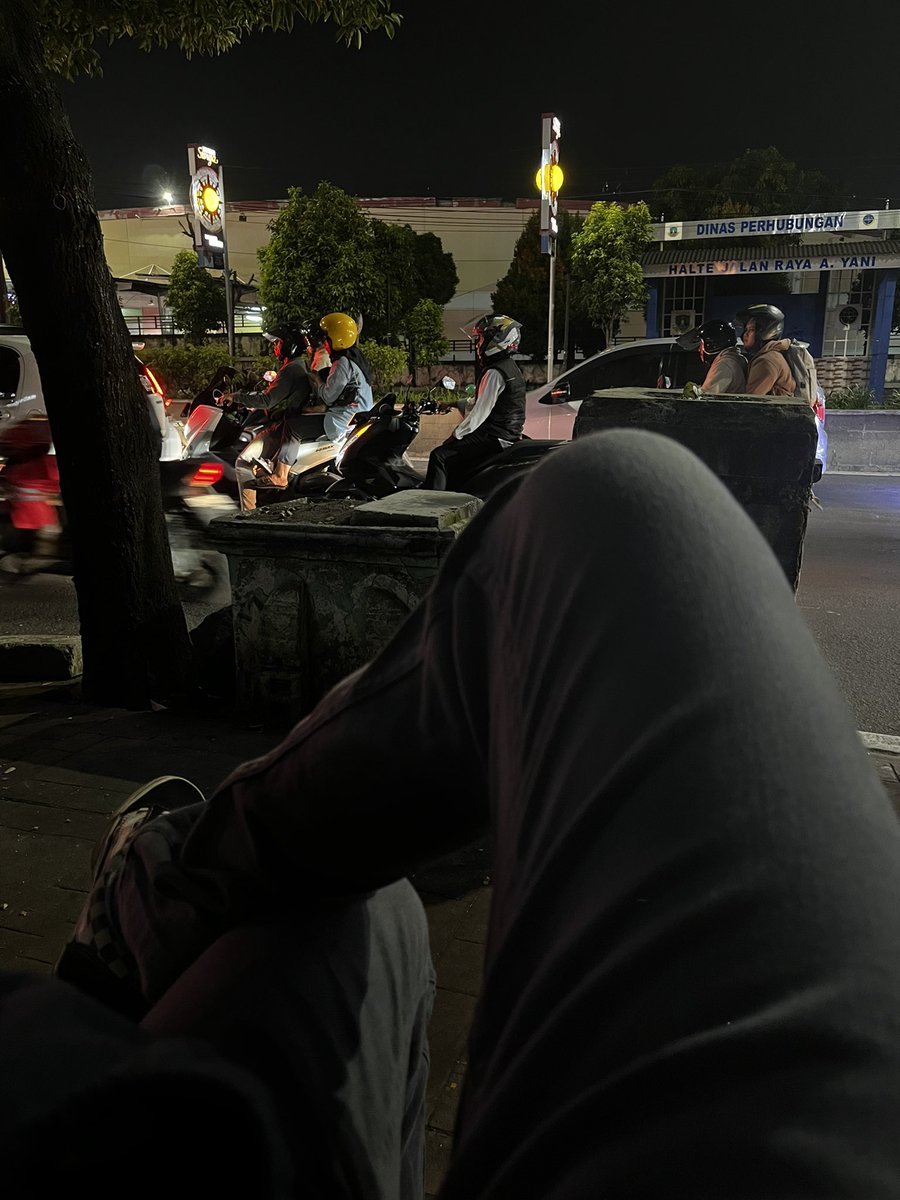 theakut's tweet photo. Setelah sekian lama kita tak menggembel 🤣 https://t.co/ZHJezTMDfw