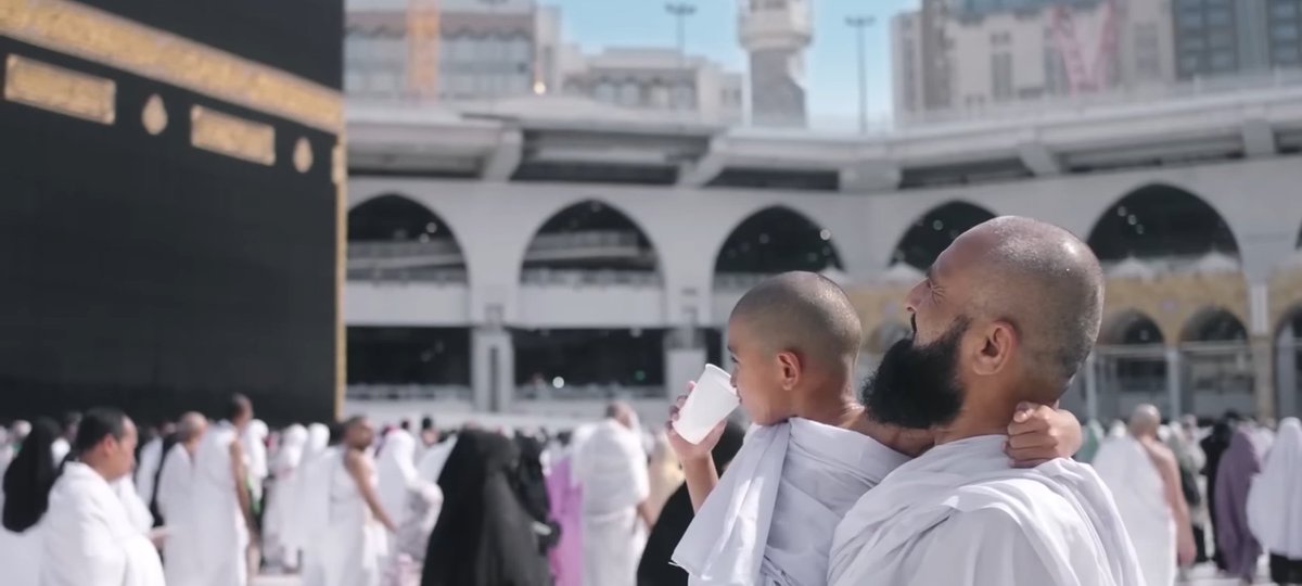 HabisNontonFilm's tweet photo. Semoga (yg Muslim) semuanya bisa berkesempatan minum Air Zam Zam langsung di Masjidil Haram Makkah  dan Masjid Nabawi Madinah 🥹

Kalo mau nonton dokumenternya bisa di link ini
https://t.co/Ct9QM598Ug https://t.co/DrGHCEbmOp