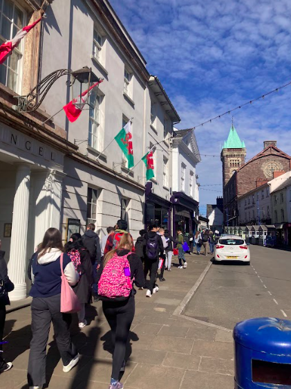 SJC_Geography's tweet photo. #SJCR15 visited Abergavenny to collect data for their #SJCgeography NEA https://t.co/N5HJ9nvCDK