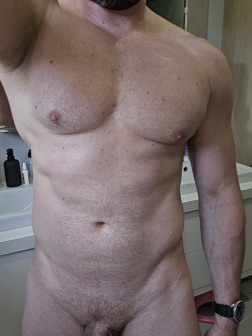 After a quick hot tub session :) Finally some good weather in my part of the world :D https://t.co/W<a href="/tag/qutoys"class="tags"><span>#qutoys</span></a>