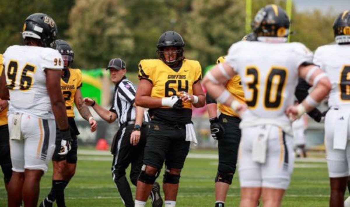 2025 NFL Draft Prospect Interview: James Lucio, OL, Missouri Western State University nfldraftdiamonds.com/2024/05/james-…