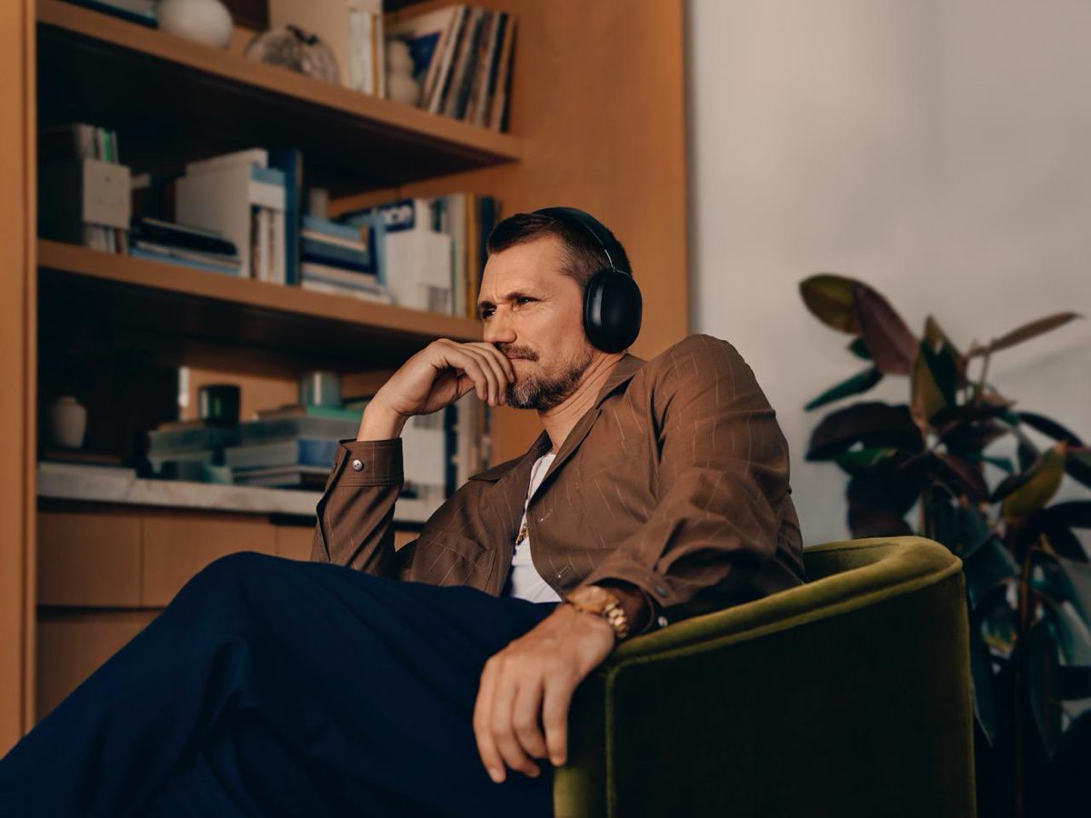 Sonos Ace headphones. The newest addition to the premium headphone market. 30hr battery life, exceptional noise cancellation and audio-transfer from your Sonos soundbar.  Available to pick up 5th June. 
DM to register your interest. 

#newsonos #Bluetooth #headphones #sonosace