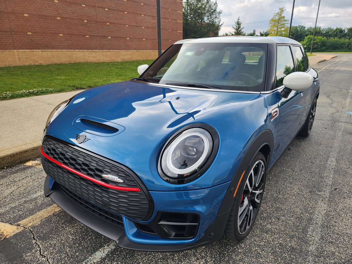 DenButerbaugh's tweet image. More fun than a barrel of monkeys. The @MINIUSA John Cooper Works Clubman All4. Thurs 7pm &amp;amp; Sat 7am @abc27News #funcars #performancecars