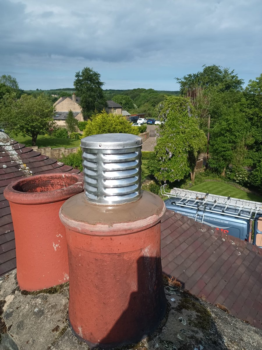 no1sweep's tweet photo. Flue liner for box boiler installed in upholland today. #flueliners #localcompany #callwilsons ⁦@CrosbyBubble⁩ ⁦@FormbyBubble⁩ ⁦@HightownVillage⁩ ⁦@Seftonhour⁩ https://t.co/n629kWRfjz