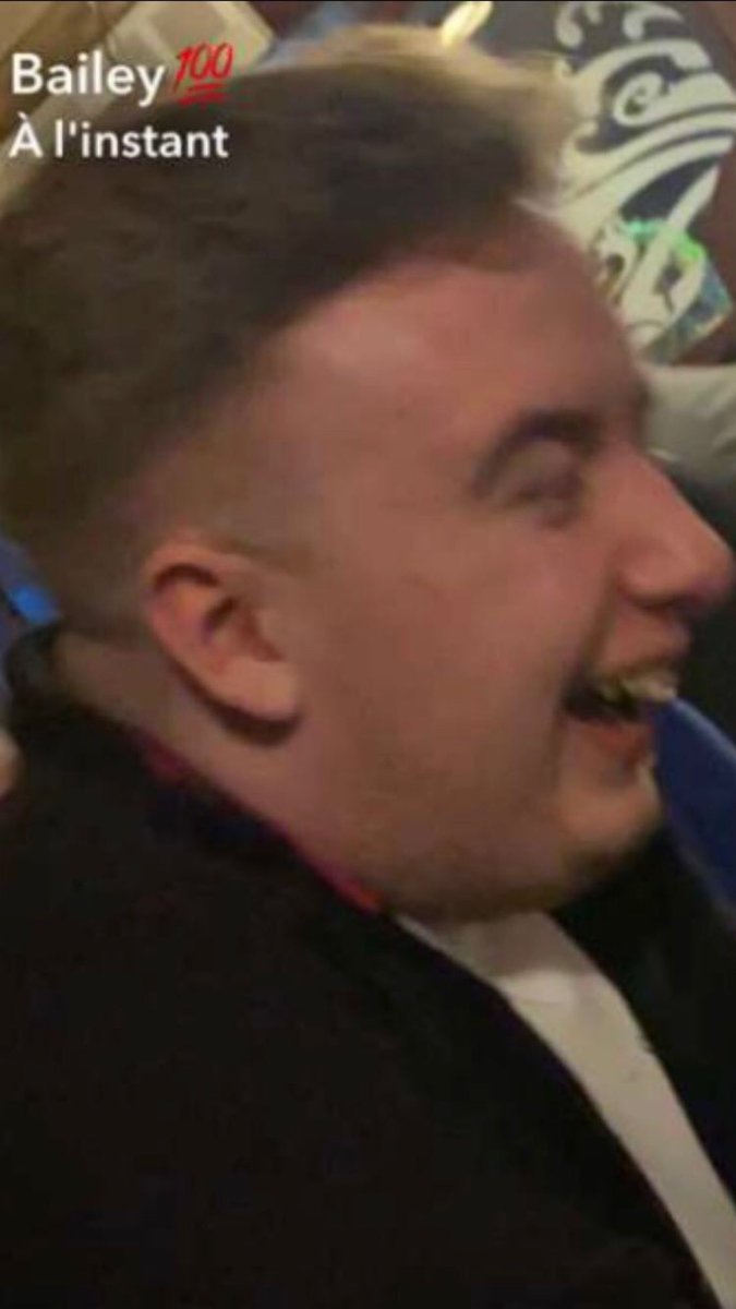 Harry Plop tweet media