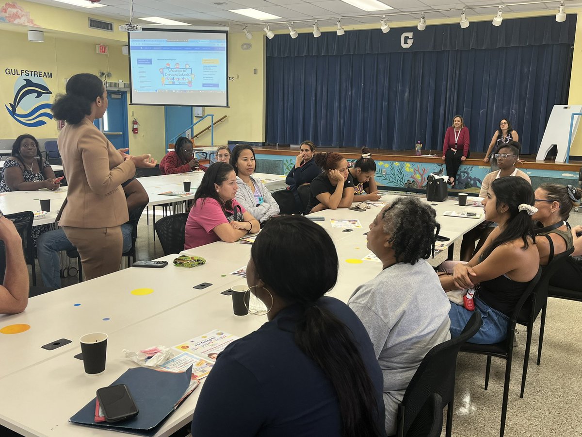 Lori Canning tweet media