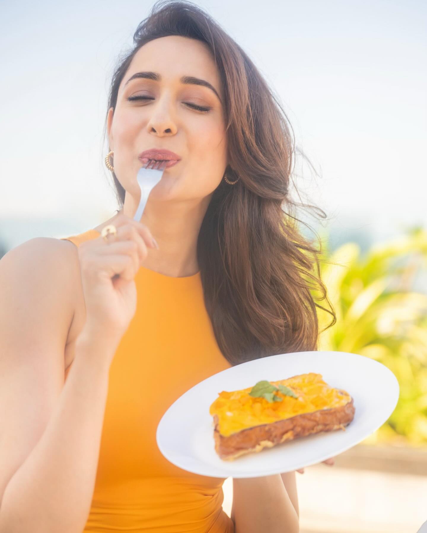 GOG45y8XsAAVQ1y?format=jpg&name=large