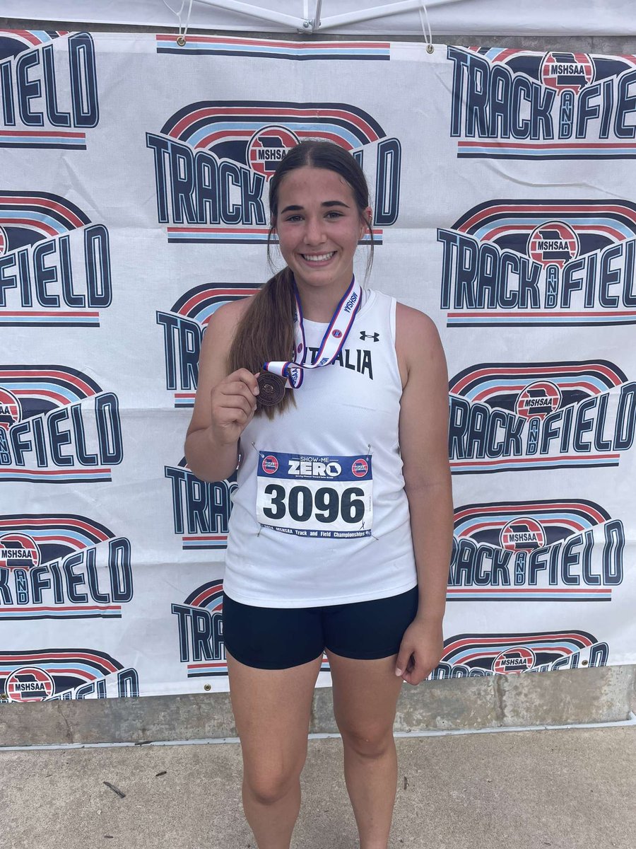 Cora King tweet media