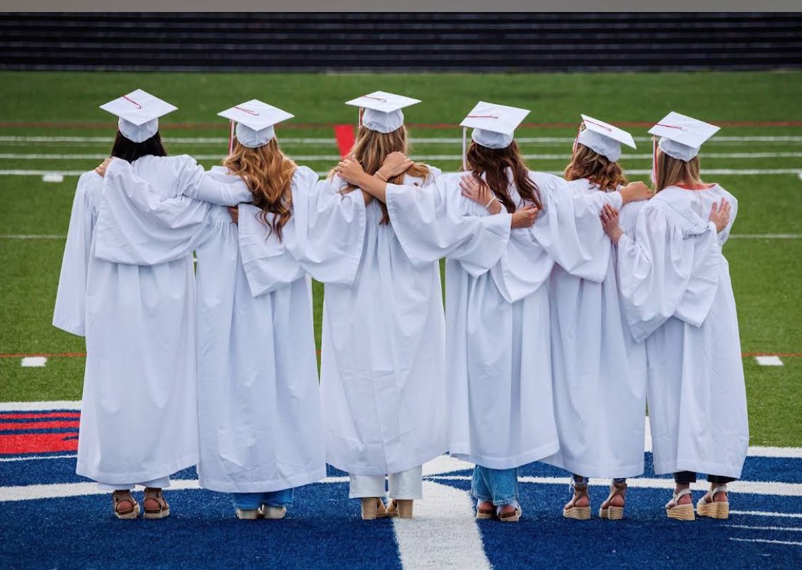 Sure going to miss them🏐. Thank you Macy, Alivia, Anna, Elizabeth, Audrey &amp; Mia. ❤️
