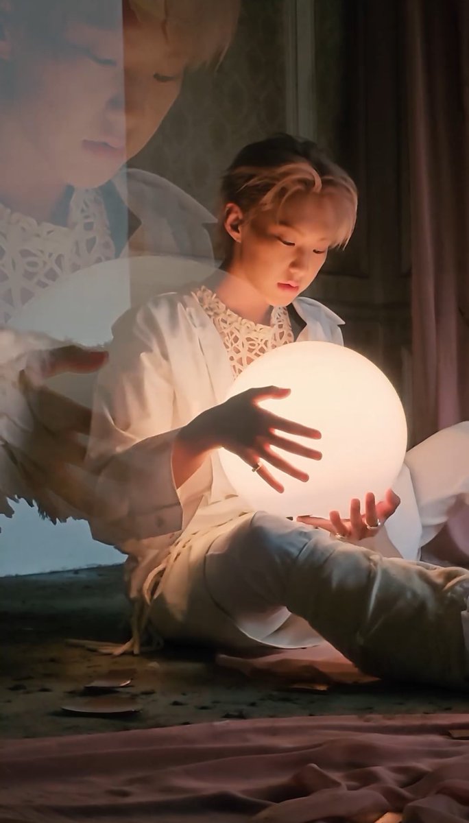 world_of_hoshi's tweet photo. 아기천사였다가 아련한 천사까지 다 돼🐯🪽🤍 https://t.co/eWgen9FWbL