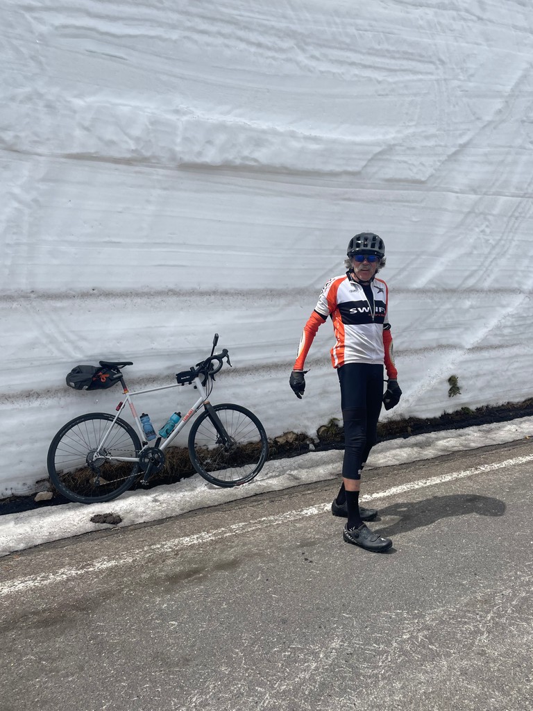 swiftwick's tweet image. One of the joys of working at Swiftwick is running into Swiftwick-sock-wearers out in the wild.

This photo was taken by our Content and Community Specialist in Rocky Mountain National Park this past weekend. And yes, that is a 20ft snow bank behind his bike.