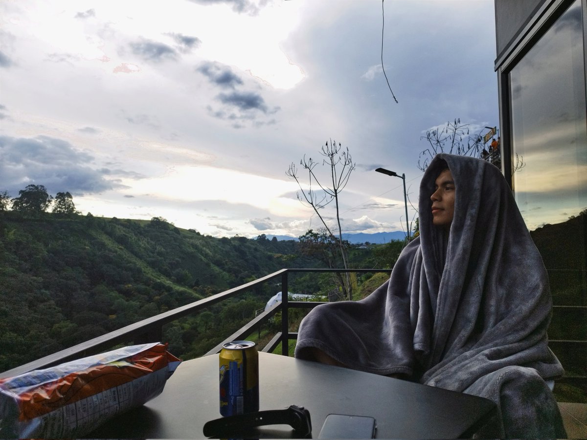 pushino1031's tweet photo. 🥶⛰️ https://t.co/R1Uyz26HiY