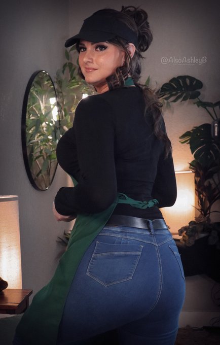 4 pic. Be nice to your local barista, he might grow up one day and get the phattest ass you can imagine