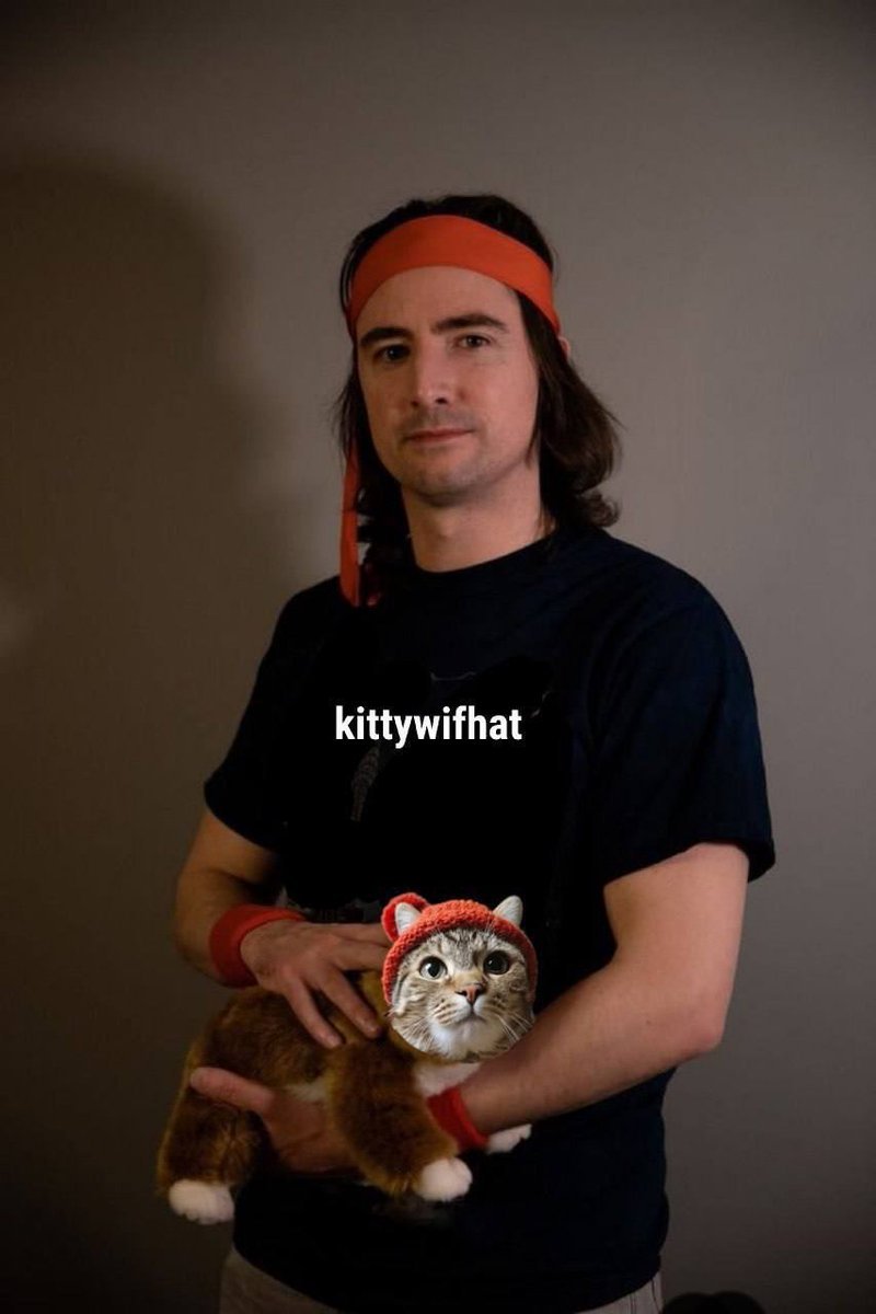 KittyWifHat tweet media