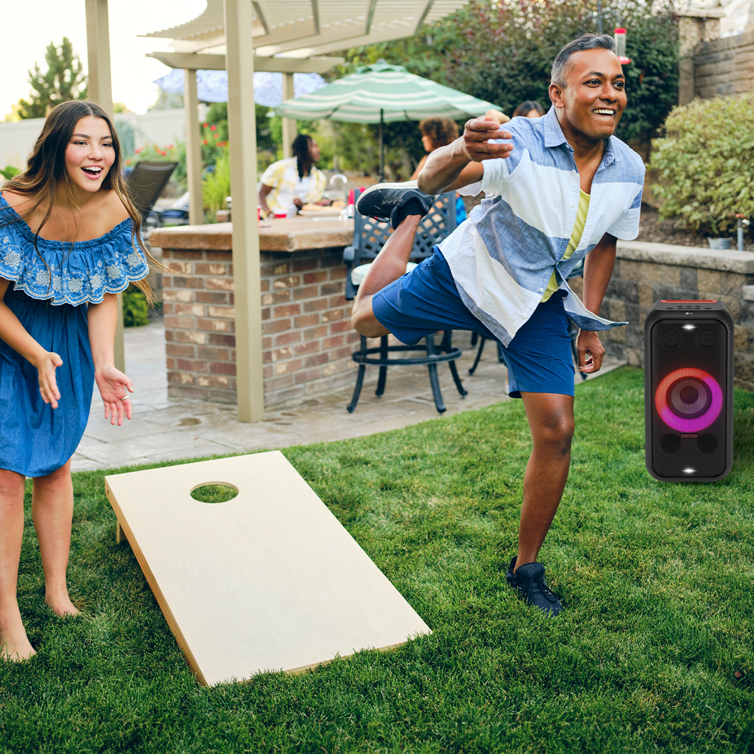 Let the sounds of summer start… now. 
What’s one song you’d blast on the #LGXBOOM? #MDW #MemorialDay #LifesGood