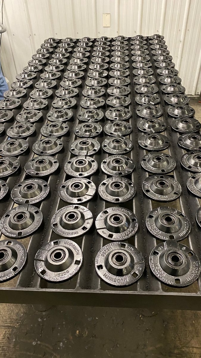 mudsmithGW's tweet photo. The only Hub you should be searching the internet for. https://t.co/MuxZVbiojT
#mudsmith #familymade #plant24 #mudsmithgaugewheels #MadeInTheUSA #openrimdesign #farmlife #aglife https://t.co/OH5e8VV4v6