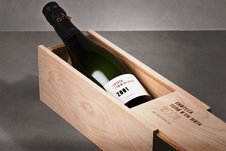 SelectusWines (@selectuswines) on Twitter photo It´s the first time that <a href="/Wine_Advocate/">Robert Parker Wine Advocate</a> <a href="/RobertMParkerJr/">Robert M Parker, Jr</a> gives 100 points to a Spanish Sparkling Wine selectuswines.com/en/recaredo-ac… <a href="/corpinnatSW/">Corpinnat</a> <a href="/Recaredo1924/">Recaredo</a> It´s the first time that <a href="/Wine_Advocate/">Robert Parker Wine Advocate</a> <a href="/RobertMParkerJr/">Robert M Parker, Jr</a> gives 100 points to a Spanish Sparkling Wine selectuswines.com/en/recaredo-ac… <a href="/corpinnatSW/">Corpinnat</a> <a href="/Recaredo1924/">Recaredo</a>
