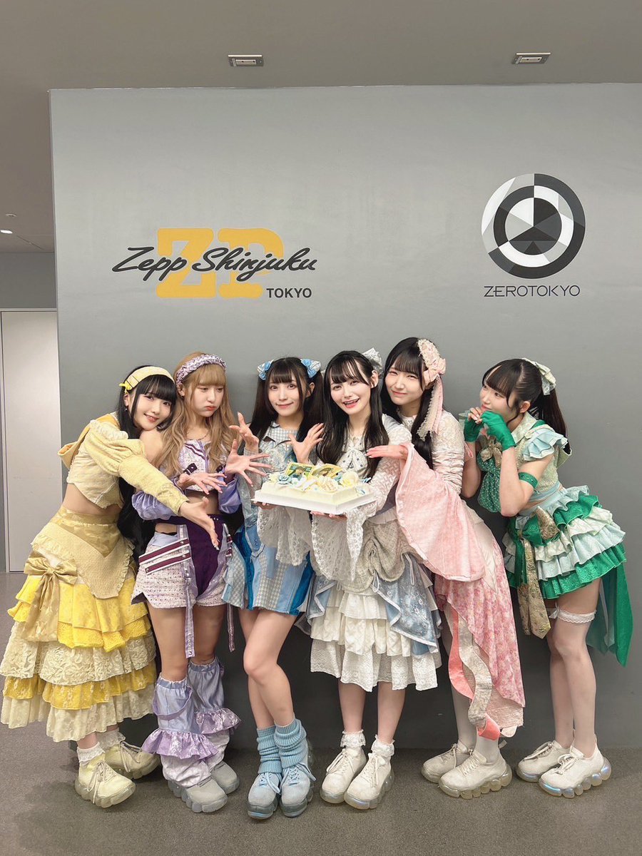 TOKYO GIRLS GIRLS 今日は星島ゆい誕生日当日でした🤍💫 ご来場&お祝い