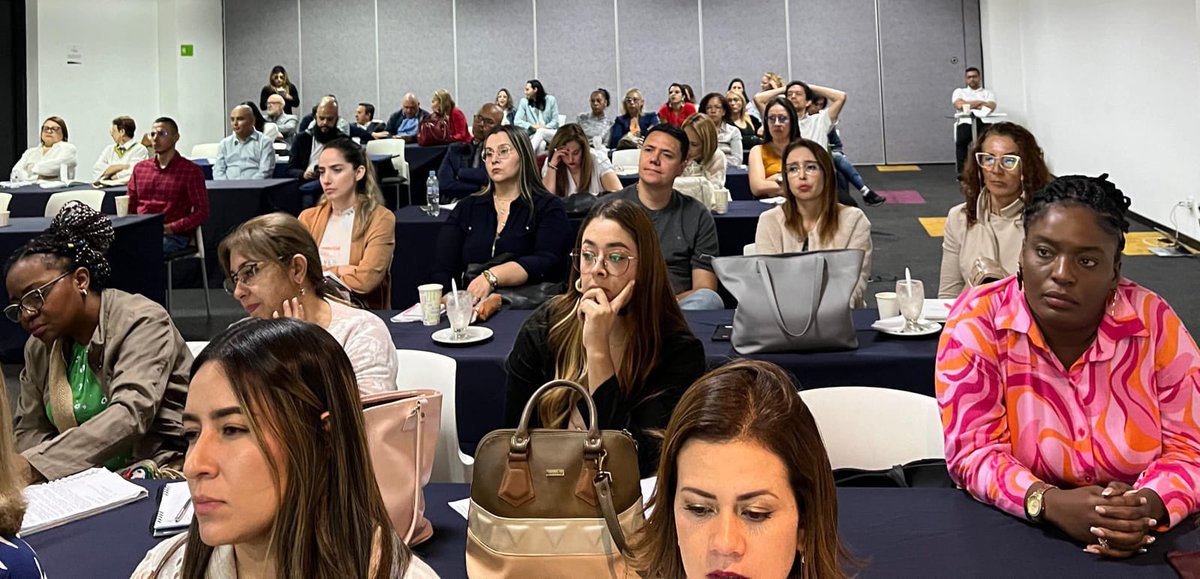 DianaBaloy's tweet photo. #ICBFesProtección l En Antioquia realizamos el undécimo curso de formación especializado del Sistema de Responsabilidad Penal para Adolescentes que promueve mecanismos de justicia restaurativa como: las medidas no privativas de la libertad y el principio de oportunidad 🧵 https://t.co/mjgNysBk6B