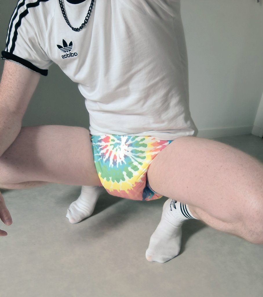Lankaaapup's tweet photo. Multi-coloured layer to get through the day 😈 

#diap #abdl #kinky #kifeur #bigdiap #uro https://t.co/qwk1h0Y2AG