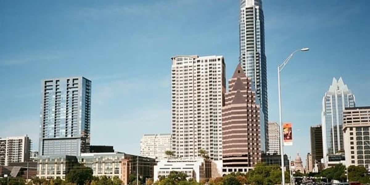 Austin climbs back into the top 10 best places to live in 2024 by U.S. News austin.culturemap.com/news/city-life…