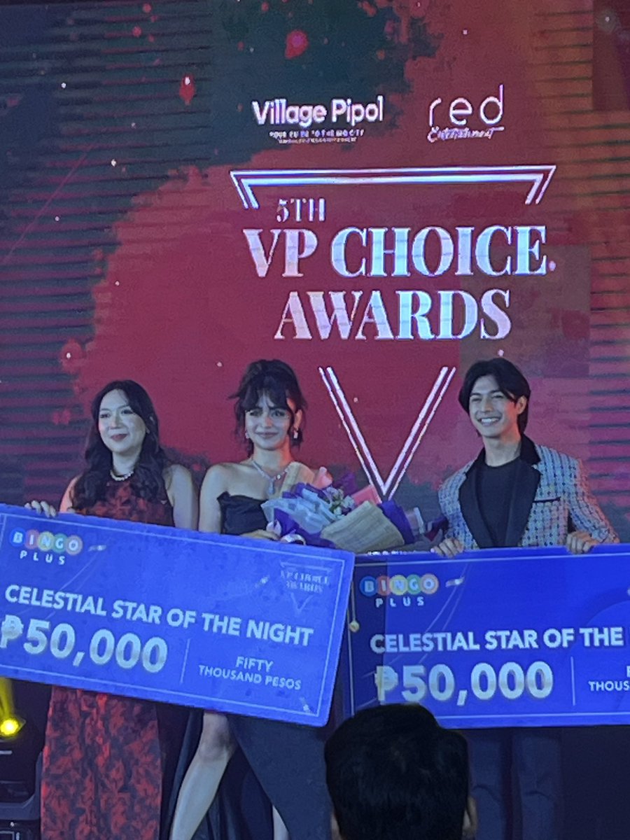 riseartistsph's tweet photo. Our stunning girl #Vivoree won the CELESTIAL STAR OF THE NIGHT award! ✨ Keep shining, Vivoree! 🤩 https://t.co/HTE5Ph9bBp