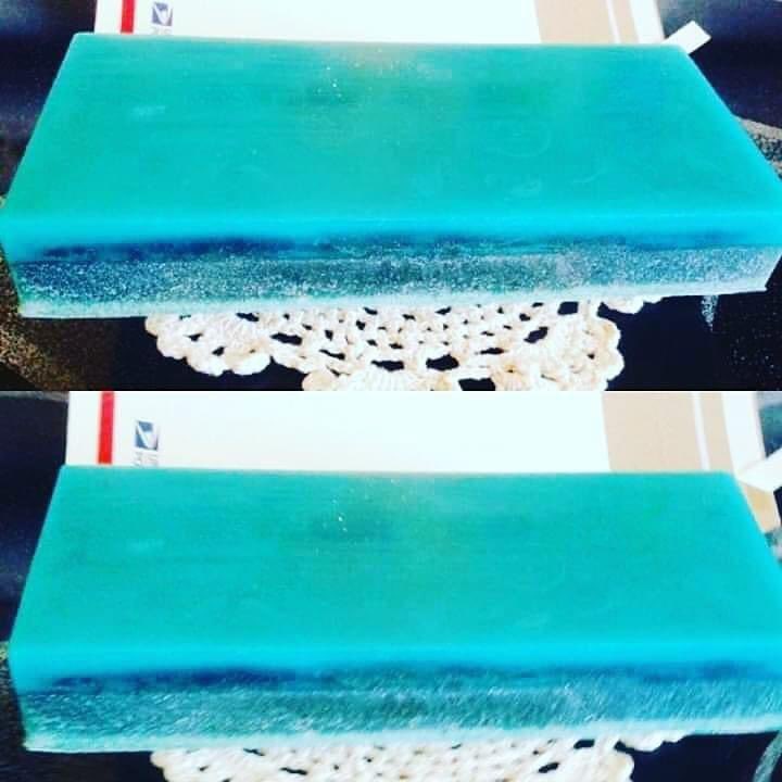 Lords of Misrule lush type lined with French vanilla aloe Vera based organic palm free handmade soap cakes #summerrainesnaturals💜💜💜💜 #summerrainesnaturals #lordsofmisrule #lushlushtype#designersoaps #aloevera #skincare #skincareroutine #artistsoninstagram #soapcutting #soap