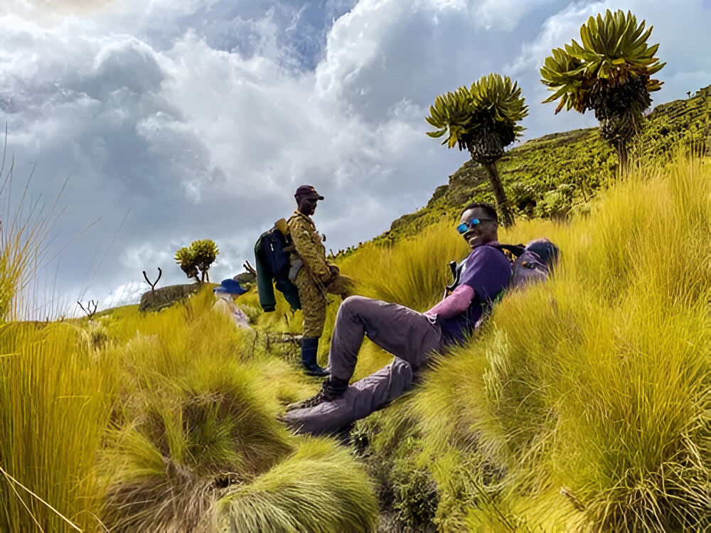 MountElgon2's tweet photo. Mount Elgon has favorable peaks for hiking for those who can't take very exhaustive hikes on the steeper and higher slopes of other mountains. Follow this link for details https://t.co/WUp93KCLpg #mountelgonnationalpark #mountelgonnationalparksafaris #mountelgonnationalparkuganda https://t.co/hMhiUynvly