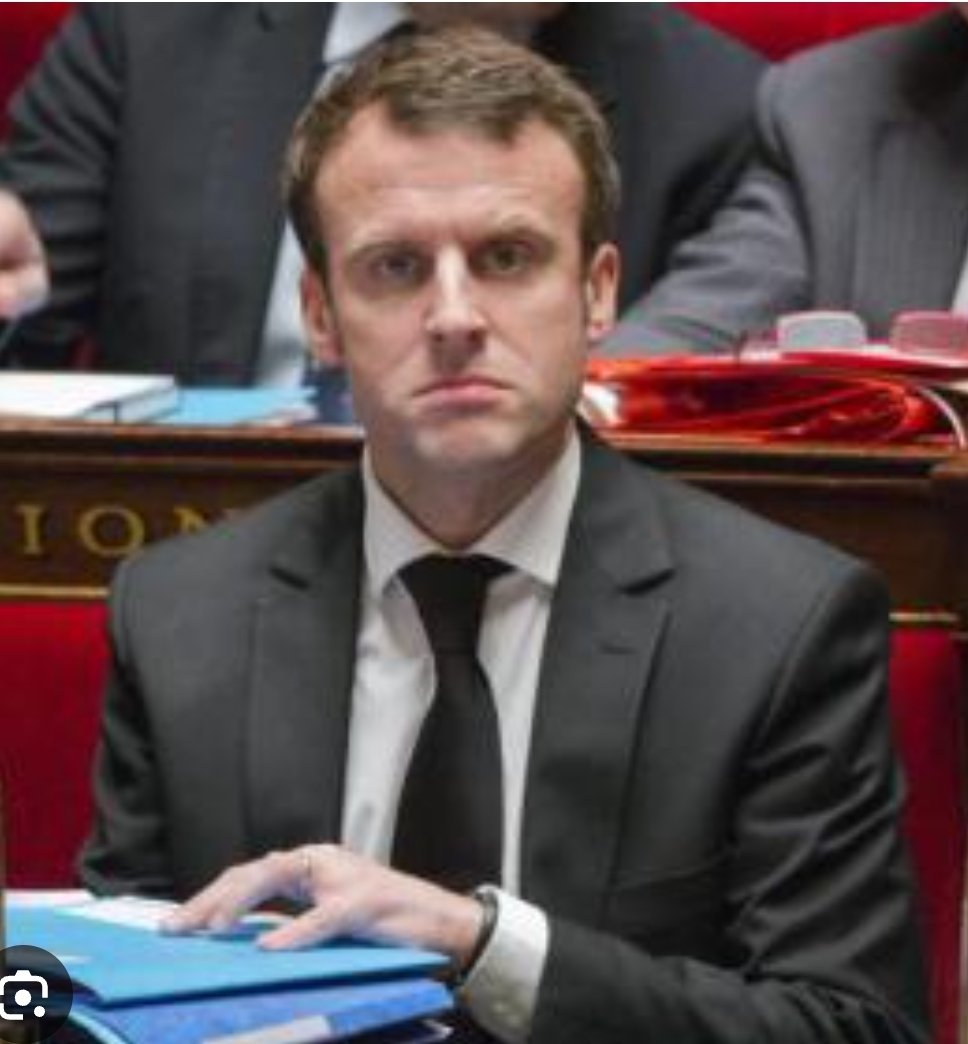 Le roi Macron se rend en Nouvelle-Calédonie après y avoir mis le feu.. Ça fait 7 ans qu'il joue au pompier pyromane.. #BFMTV #Cnews #vivementle9juin #GGRMC #NouvelleCalédonie