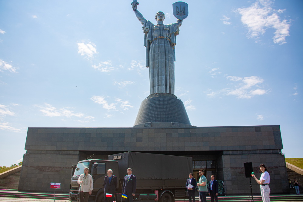 Музей історії України у Другій світовій війні tweet media