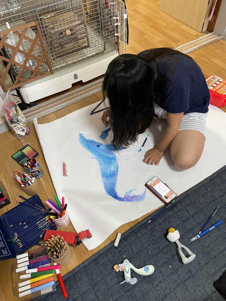 tama_singplanet's tweet photo. 小4ちびっこが画伯すぎる件。
#kidsart #jk4 #お絵かき大好き #小学生アート https://t.co/eRPTwfUcmx