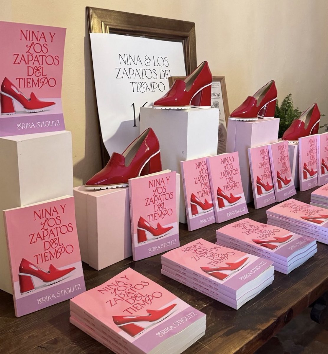 Ayer presenté mi primera novela en Madrid🥹🥹