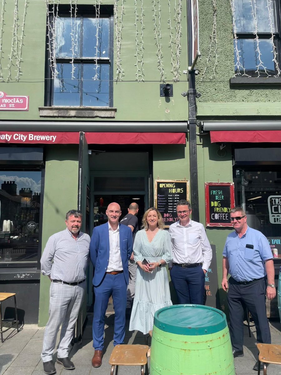 Thanks to all the guests who joined Minister @peterburkefg in support of our Limerick Food & Drink Producer Directory at @TreatyCityBrew microbrewery, and thanks to his department for their support through @leo_limerick. @maria16byrne @podonovan @DanielButlerFG @SeanKellyMEP.