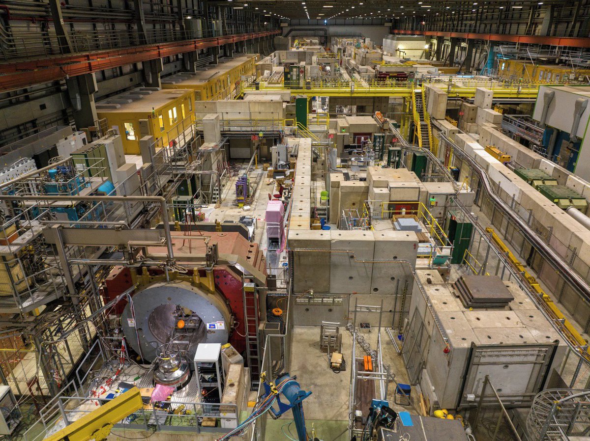 CERN's tweet image. Here we see a prototype of MADMAX, placed in a big, cylindrical magnet at CERN’s largest experimental area, the North Area.

In February and March this year, the two new prototypes of MADMAX came into action to collect physics data at room temperature and, for the first time, at…